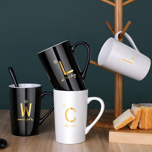 【带盖勺男女陶瓷茶杯】姓氏陶瓷马克杯 居家日用韩版学生情侣餐饮用具 商品图7