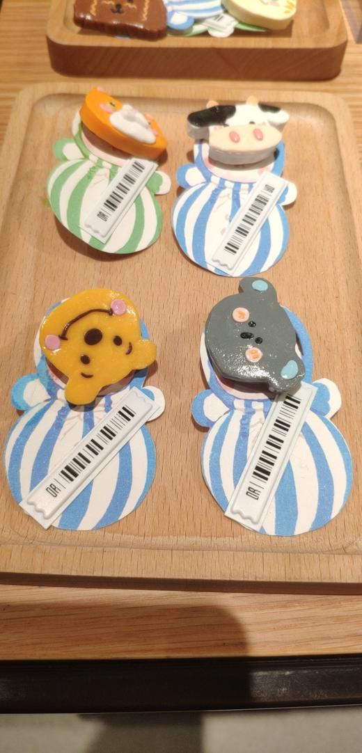 雪泥胸针 商品图0