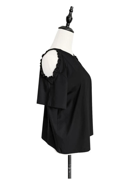 TYNVIE 露肩花边装饰短袖T恤 - 黑色 商品图1