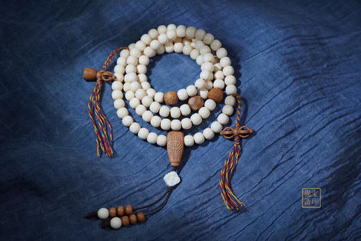 布衣·猛犸牙&老山檀 商品图0