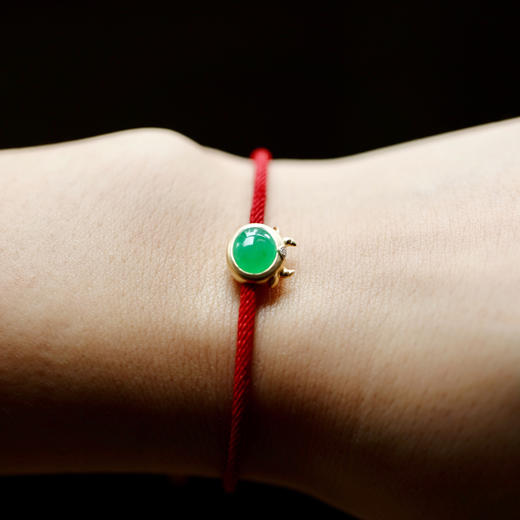 冰种阳绿高色蛋面翡翠抱抱牛手绳手链18k黄金钻石镶嵌 商品图10