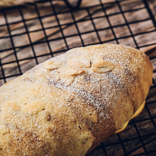 【新品】杂粮红豆面包（7.5折券到门店使用，也可在线购买到店领取）（卡券） 商品图1