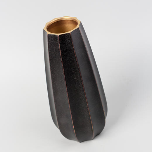 铜艺雅致花瓶 人缘桃花 商品图6