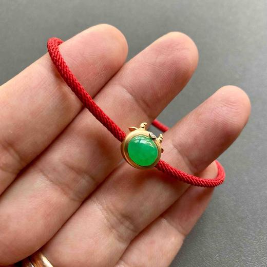 冰种阳绿高色蛋面翡翠抱抱牛手绳手链18k黄金钻石镶嵌 商品图7