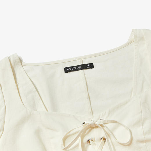 西遇泡泡袖衬衫2021新款法式复古绑带性感露锁骨短款上衣10910632 商品图5