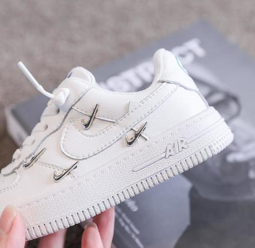 【童鞋】*儿童板鞋春秋韩版银勾男童运动鞋软底时尚牛皮女童小白鞋 商品图2