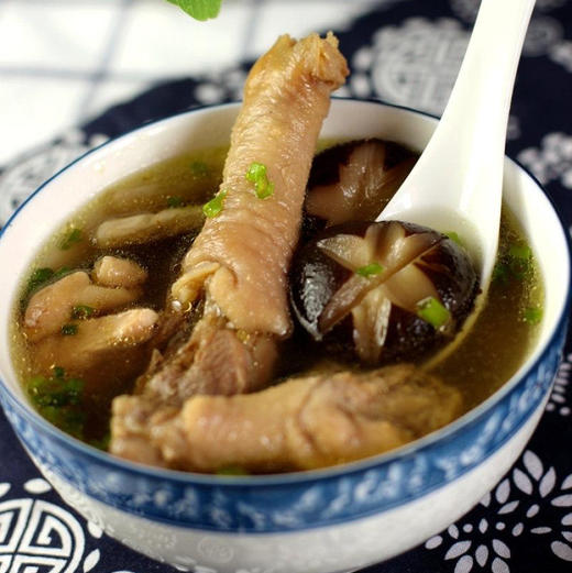 【下单后48小时左右发货】云南深山 干香菇100g*2袋 商品图8