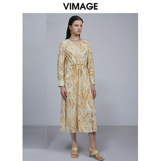VIMAGE纬漫纪女装夏季新品V领复古轻薄水墨印花连衣裙V1507127 商品图1