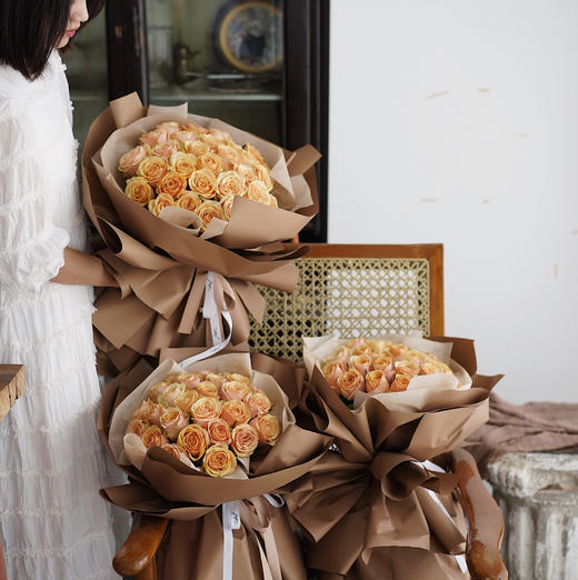 「约定」- 33迪威娜玫瑰花束 商品图2