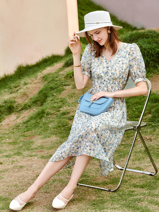 欧芮儿碎花连衣裙2021年新款法式v领收腰显瘦中长款短袖裙子 商品图1