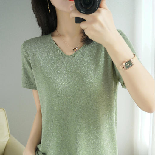 【低调の优雅】V领冰丝短袖 银丝闪光 气质吸睛 清爽舒适 亲肤透气 商品图2