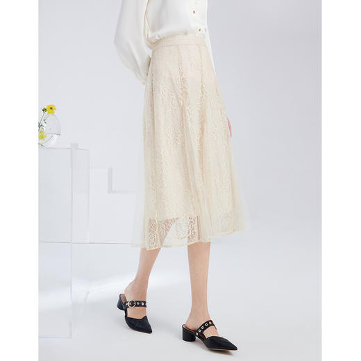 EITIE爱特爱夏季新款洋气法式优雅复古显瘦A版蕾丝镂空半身裙B2106704 商品图3