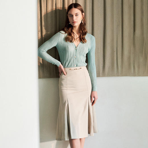 METTE2021年春夏新品女士V领针织衫时尚薄款坑条弹性100%羊毛开衫 商品图3