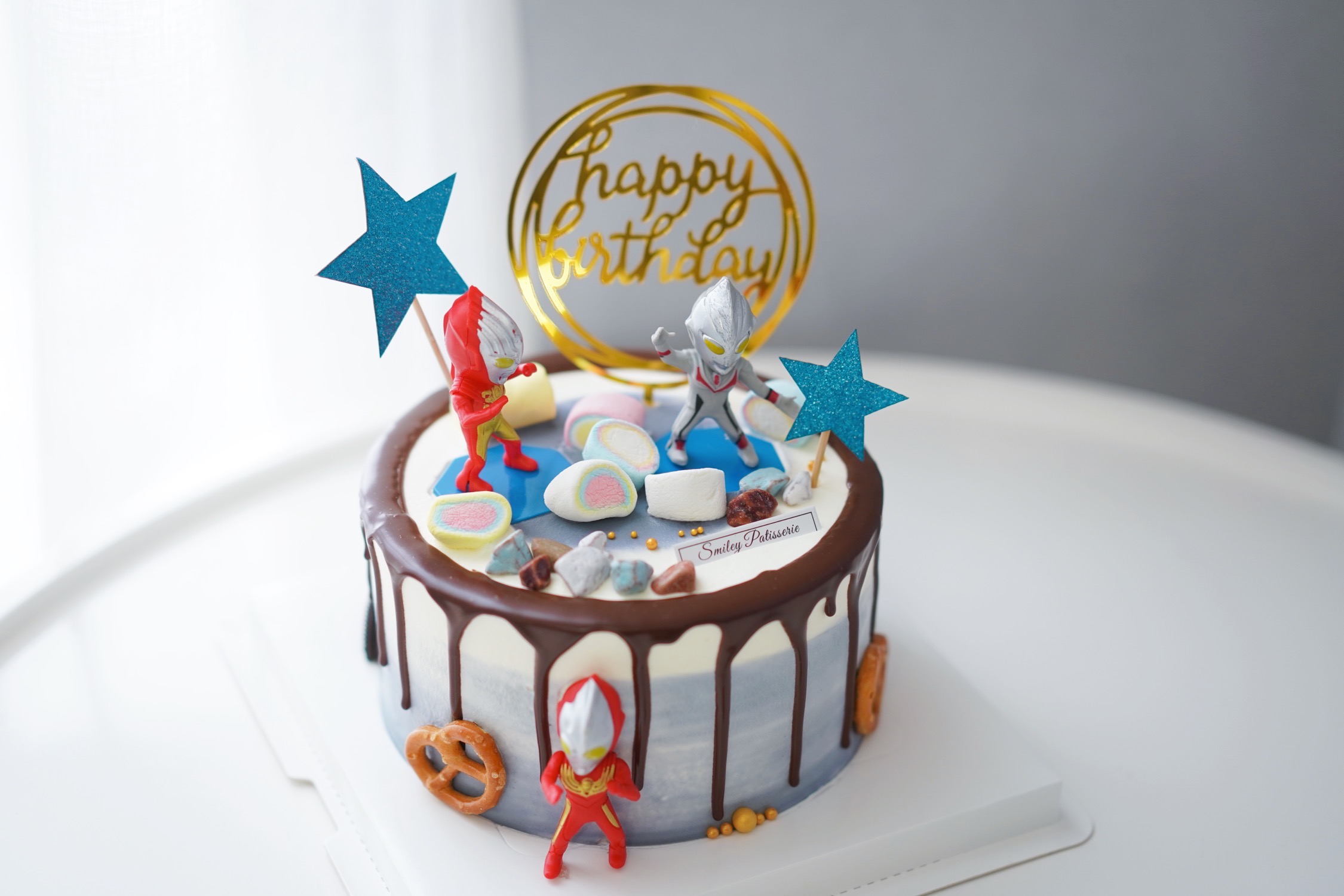 主题奶油蛋糕 | 原味香缇奶油 - 陨石奥特曼