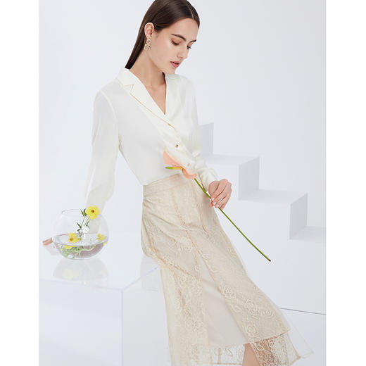 EITIE爱特爱夏季新款洋气法式优雅复古显瘦A版蕾丝镂空半身裙B2106704 商品图1