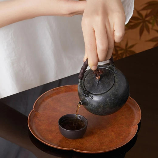 朱炳仁·铜丨小苹果壶（宝石黑） 商品图3