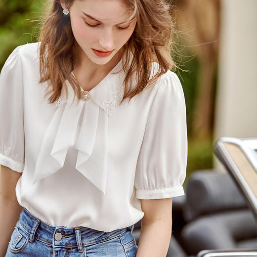 欧芮儿雪纺衬衫女2021新款法式蕾丝拼接领结泡泡袖设计感上衣 商品图1
