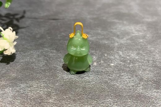 【御珠宫坊】金镶碧玉鸡吊坠 商品图0