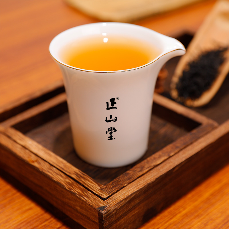 正山堂茶业描金公道杯白瓷德化200ml 茶具