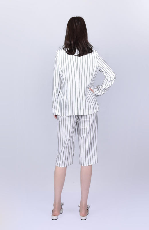 圣三利女装 新款翻领轻薄绿色条纹时尚西服外套SL2012148 商品图2