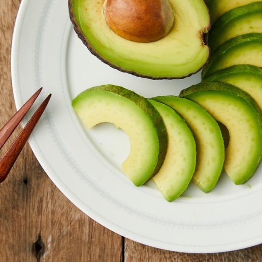 (即食)进口牛油果【大果】：高营养的“森林奶油”冰淇淋口感，丝滑绵密像吃奶酪一样有奶香，高蛋白、高能量、低脂低卡，低糖分。 商品图9