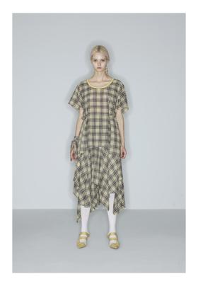 圆领宽松系带斜摆上衣