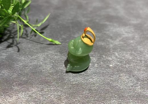 【御珠宫坊】金镶碧玉猴吊坠 商品图1