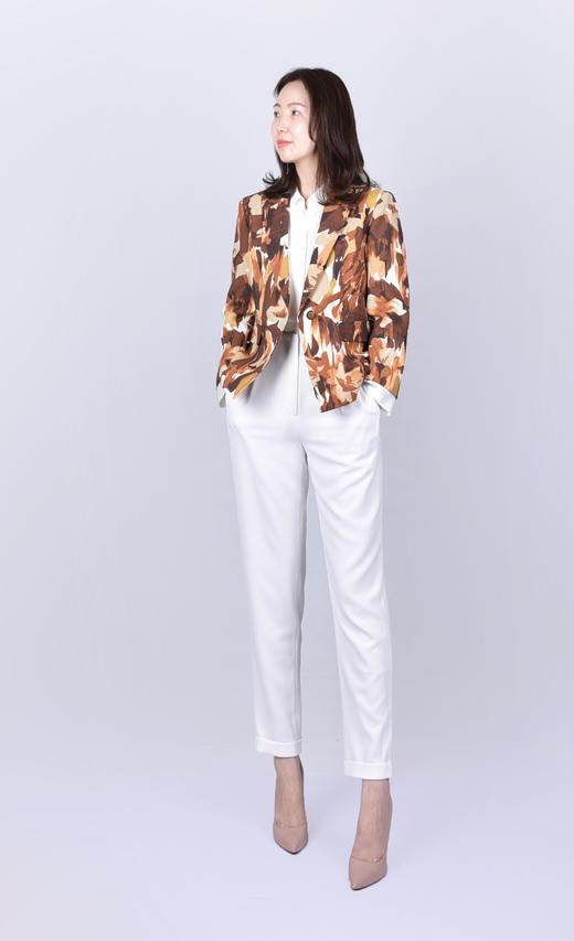 圣三利女装 山川冰岛印花单扣时尚西服外套SL2012121 商品图1