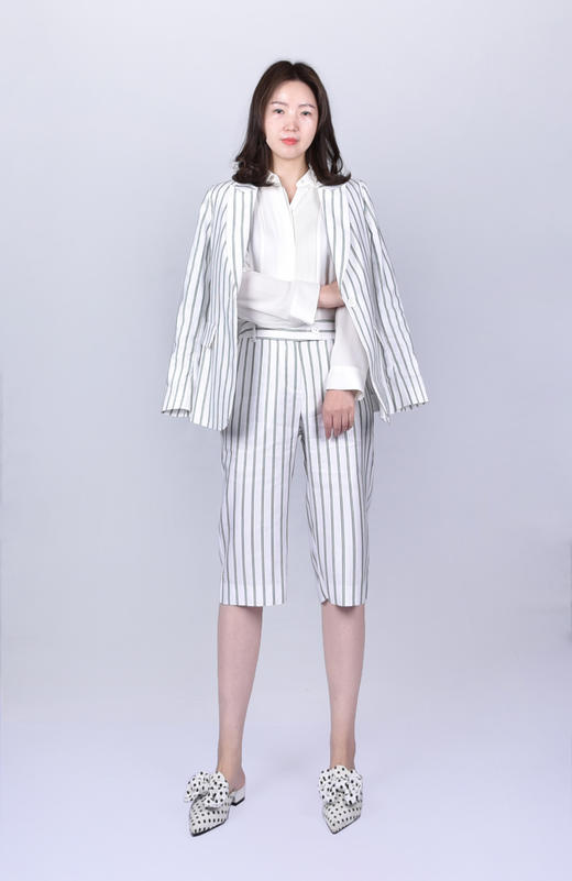 圣三利女装 新款翻领轻薄绿色条纹时尚西服外套SL2012148 商品图0