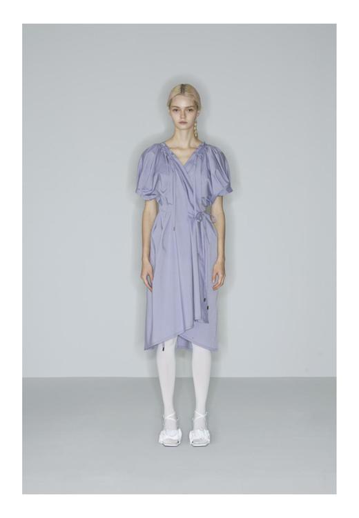 叠褶花苞连衣裙 商品图0