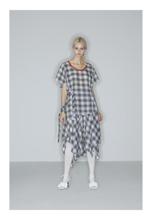 圆领宽松系带斜摆上衣 商品图0