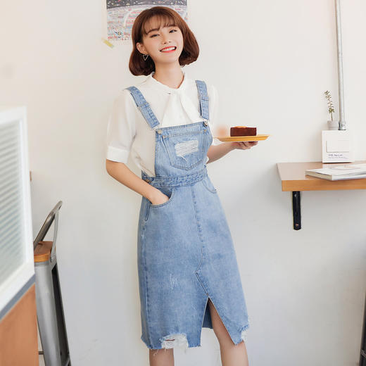 韩都衣舍2021韩版女春装新款牛仔背带裙破洞连衣裙DU9183樱 商品图0