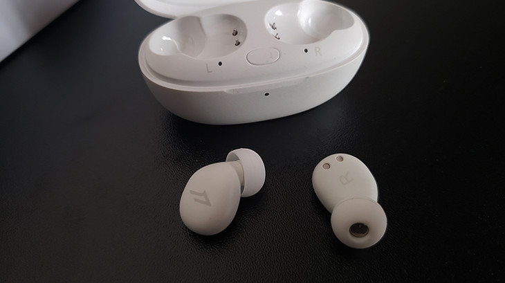 舒适佩戴体验,助你轻松入眠:1MORE ComfoBudsZ