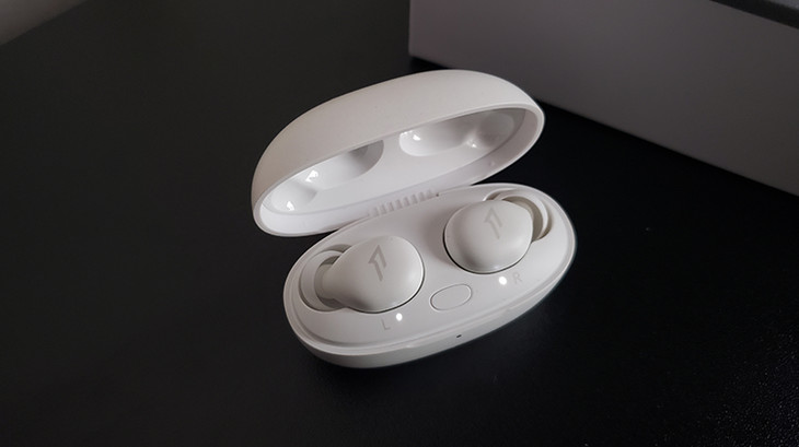 舒适佩戴体验,助你轻松入眠:1MORE ComfoBudsZ