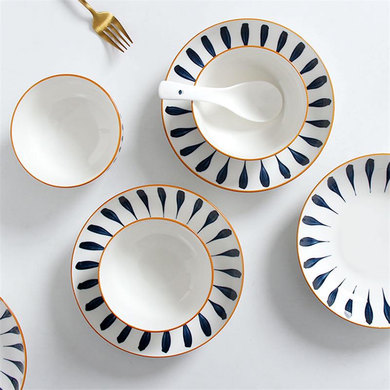 Halfcook | 黑边16件套 日式和风釉下彩千叶草 餐具套装