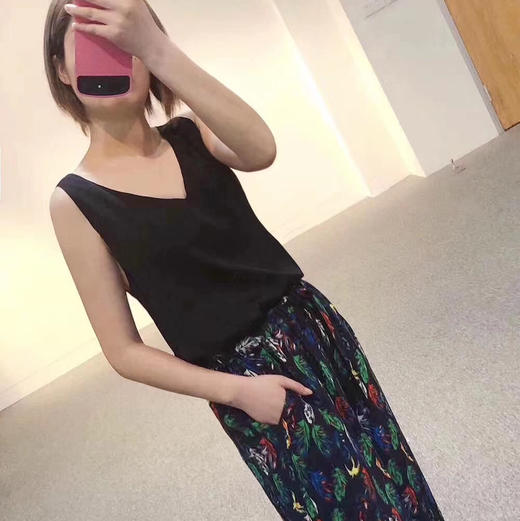 【à perles】纯真丝上衣，V领背心式，春夏必备，黑白两色【清仓，不退不换】 商品图4
