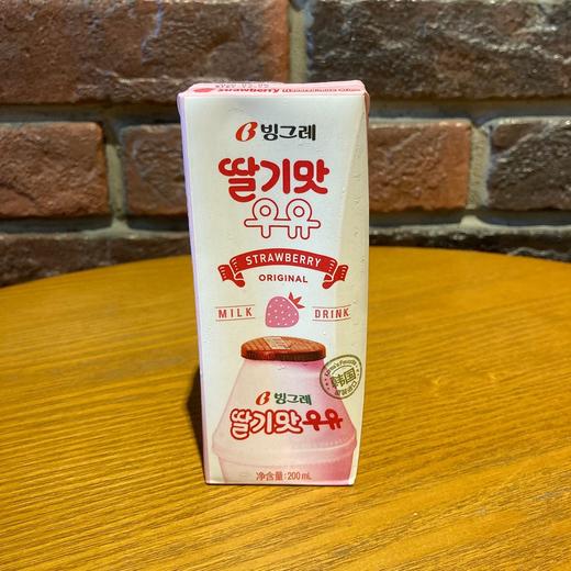 宾格瑞 草莓牛奶딸기맛우유 商品图1