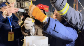 山东栖霞金矿救援第九天：1人伤势危重，已投放4次营养液 