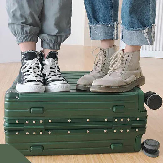 【瑞森纳 PC铝框旅行箱拉杆箱】 200斤踩不坏的行李箱 铝框航空级材质出口品质 抗压耐摔 万向轮静音 出口品质AA 商品图3