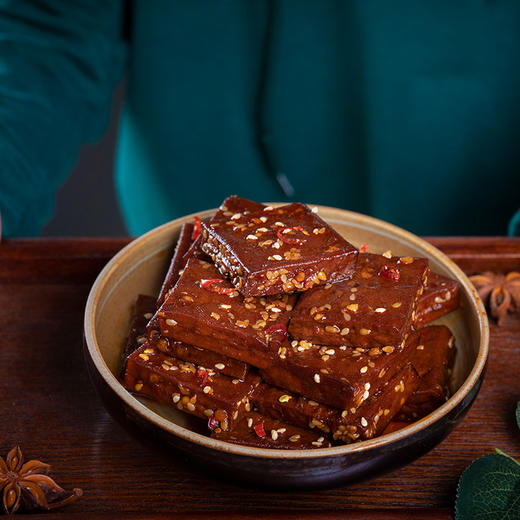 停发】一块有品味的豆干 | 湖南·原本记忆·平江豆干3袋 精选原料 三卤三烘 明星媒体力荐 全程不添加防腐剂 短保期 更新鲜 休闲零食 办公室煲剧儿童齐分享[福利品] 商品图1