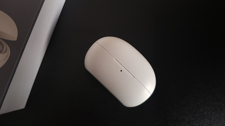 舒适佩戴体验,助你轻松入眠:1MORE ComfoBudsZ