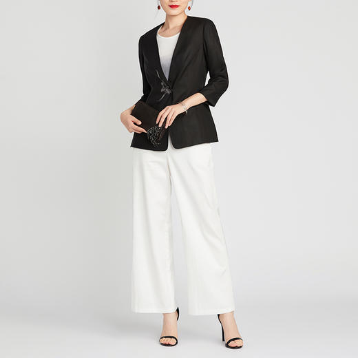 TANGY Collection/天意精品2021年春季新品聊春系列莨绸绣花外套 商品图2