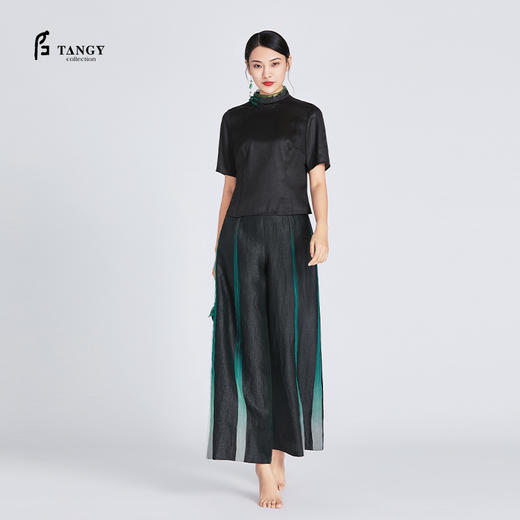 TANGY Collection/天意精品春夏新品莨愈系列素绉缎莨绣花钉珠上衣 商品图0