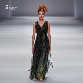 TANGY Collection/天意精品走秀款禾雀花系列流苏片珠柯纱礼服裙