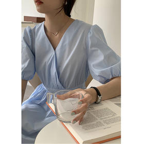 【一股秀气韵味】法式减龄连衣裙 经典V领口 简约大方 显气质 素雅4色可选