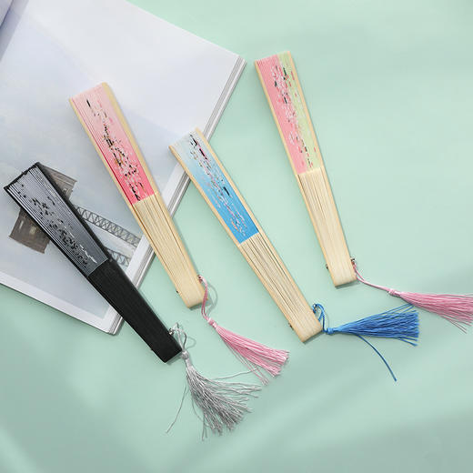 中国古风折扇女式流苏夏季随身时尚饰品 折叠古典汉服小巧扇 商品图3