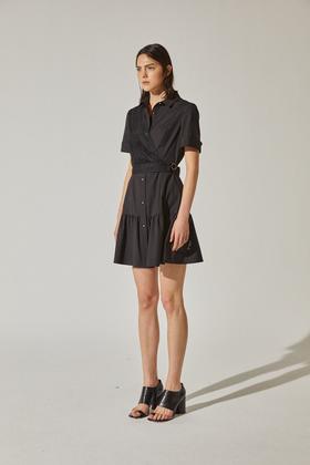 蕾丝荷叶边连衣裙