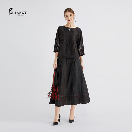 TANGY Collection/天意芦野系列莨绸绣花上衣 商品图0