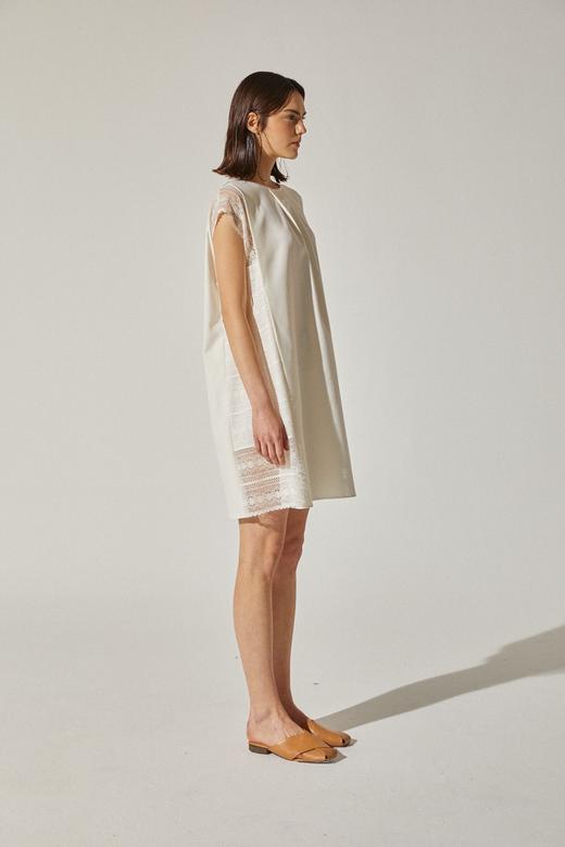 蕾丝拼接腰带连衣裙 商品图1