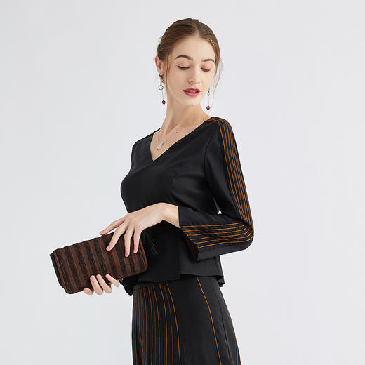 TANGY Collection/天意精品林隐系列丝莨线迹收腰真丝T恤莨绸上衣 商品图2